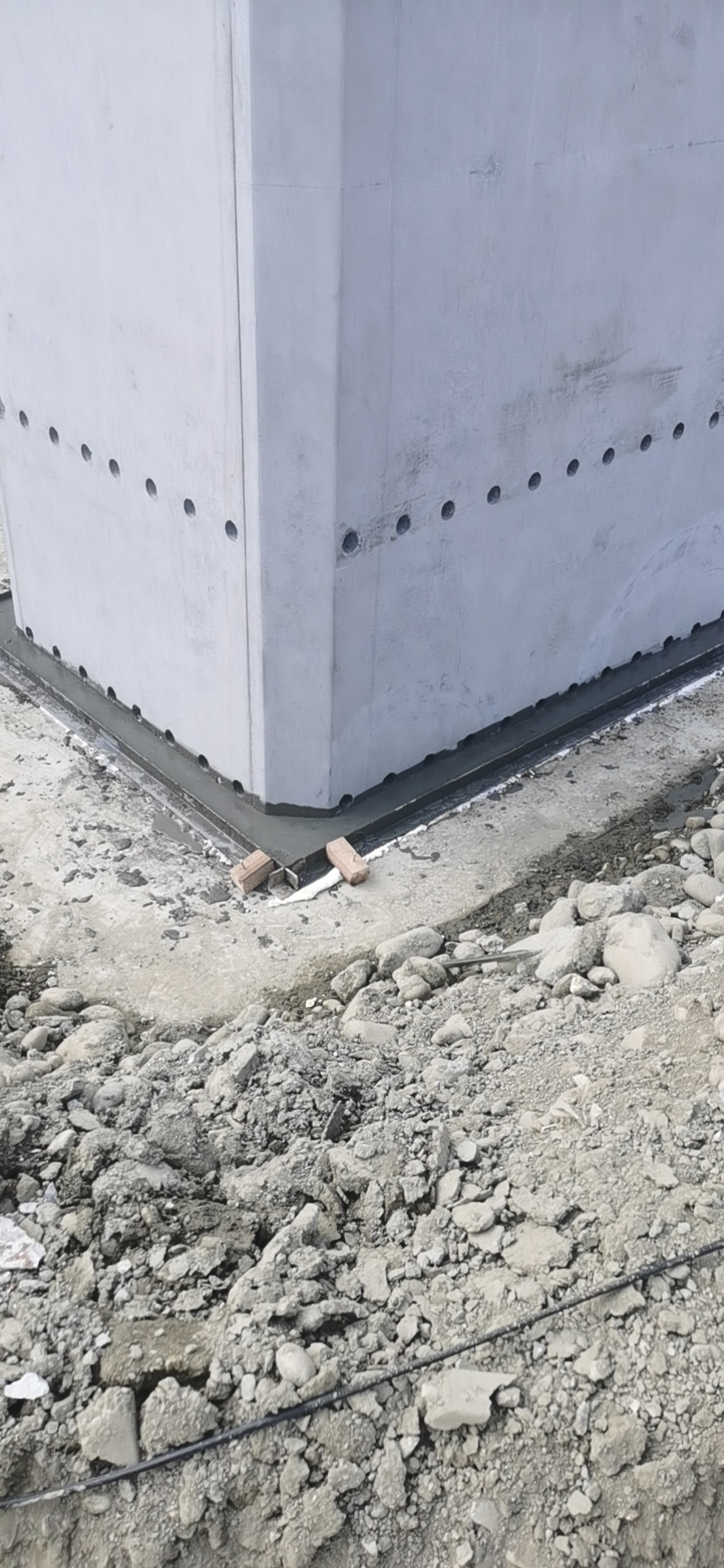 HR-9座浆料有流动性装配式桥梁座浆施工图片2.jpg